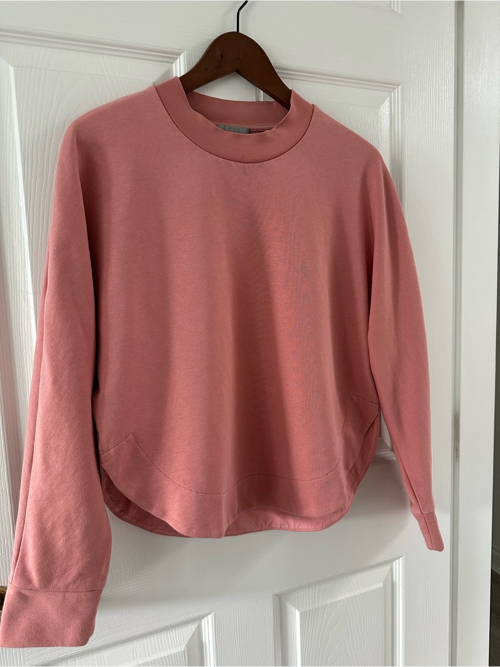 COS Knit Sweater in Dusty Rose Pink Size XS Feminine Cozy